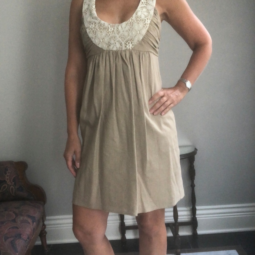 Sundress - Picture 2 of 5